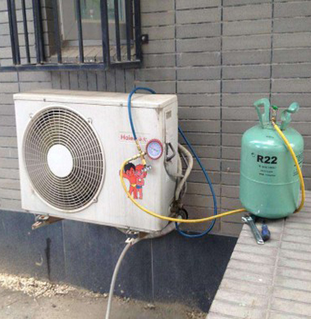 顺平空调加氟